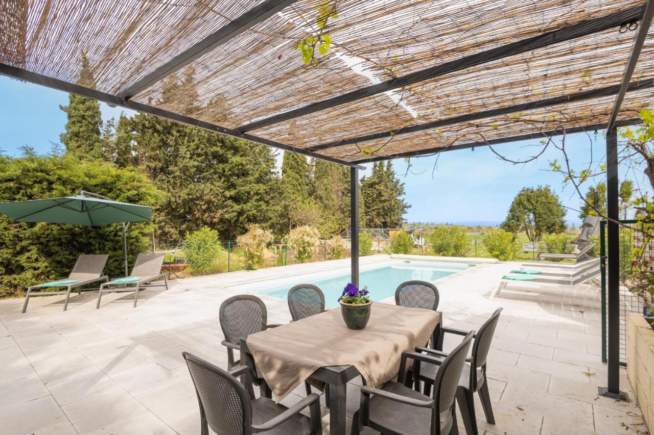 Ouveillan Villa Les Cigales מראה חיצוני תמונה